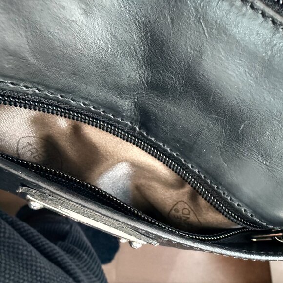 THE TREND BEAUTIFUL LEATHER CROSSBODY - Picture 2 of 4